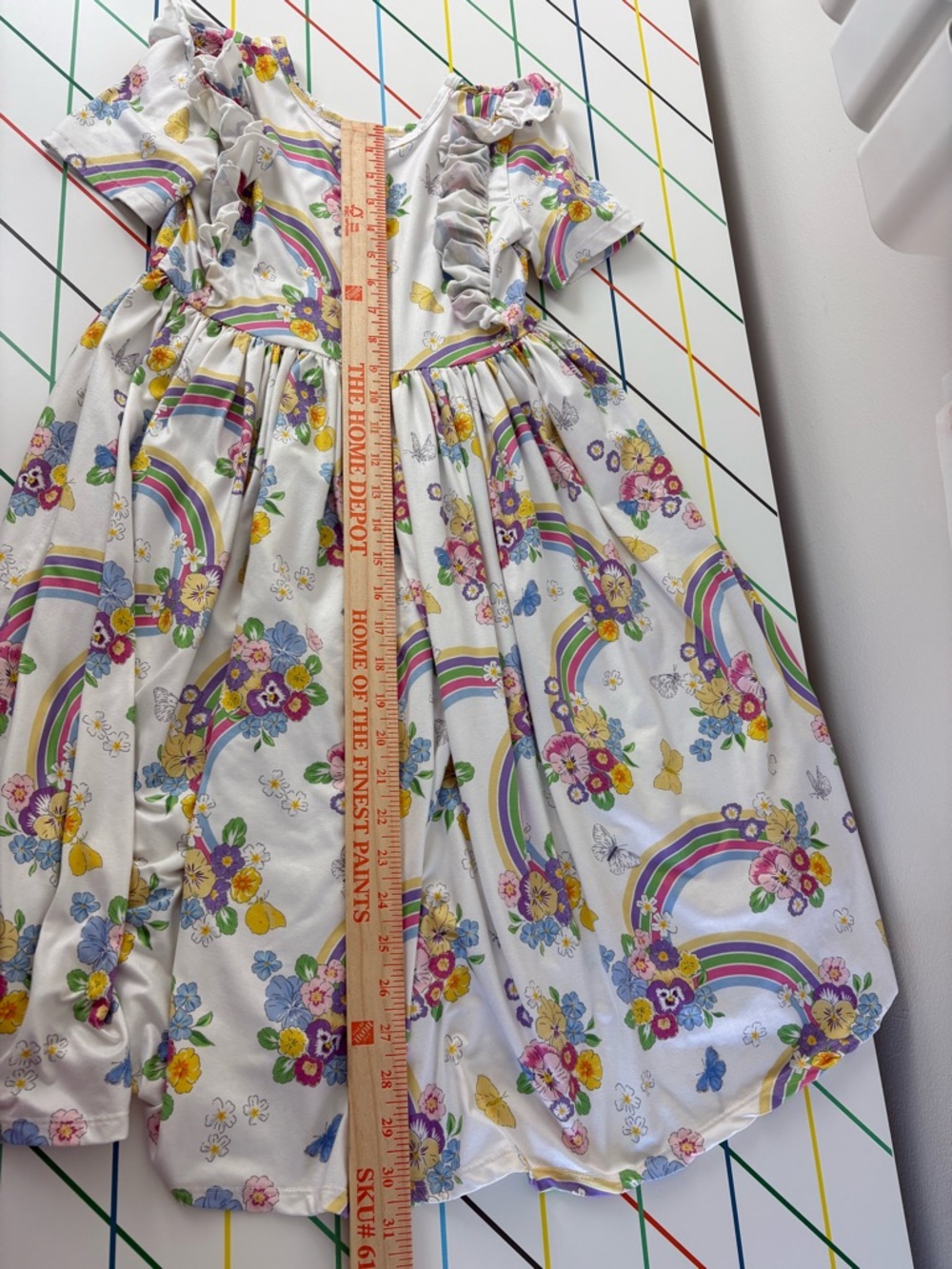 Mila & Rose White Rainbow & Floral Ruffle Sleeve Dress size 9-10 Like New - Picture 5 of 8
